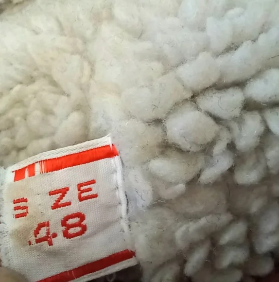 LEVI'S Vintage 1970's RAD Naturally Distressed Denim Sherpa-Lined Jacket Size 48 - Picture 4 of 15